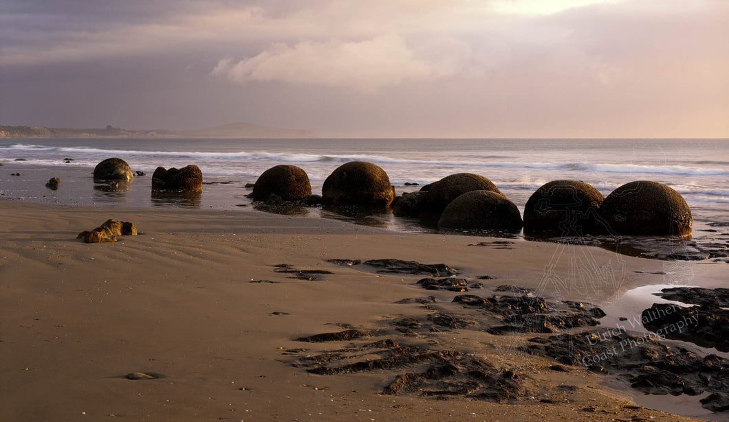 Moaraki Boulders 4